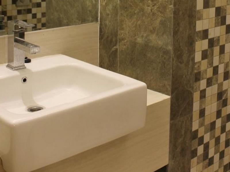 Life Emerald Hotel Surabaya Exterior photo